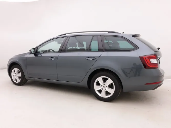 Skoda Octavia 1.5 TSi 150 Combi Ambition + GPS + LED Lights Image 3