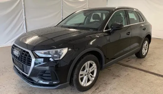 AUDI Q3 35 TDI quattro Business Advanced